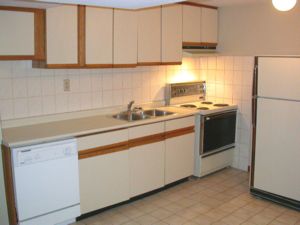 Bachelor apartment for rent in Vaughan