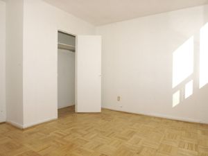 800 Royal York Rd Etobicoke, 1 bdrm 5