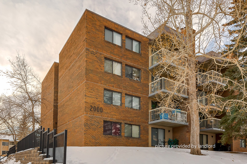 For rent 1825 Woodview Dr Sw Calgary, 2 bdrm Viewit 64459