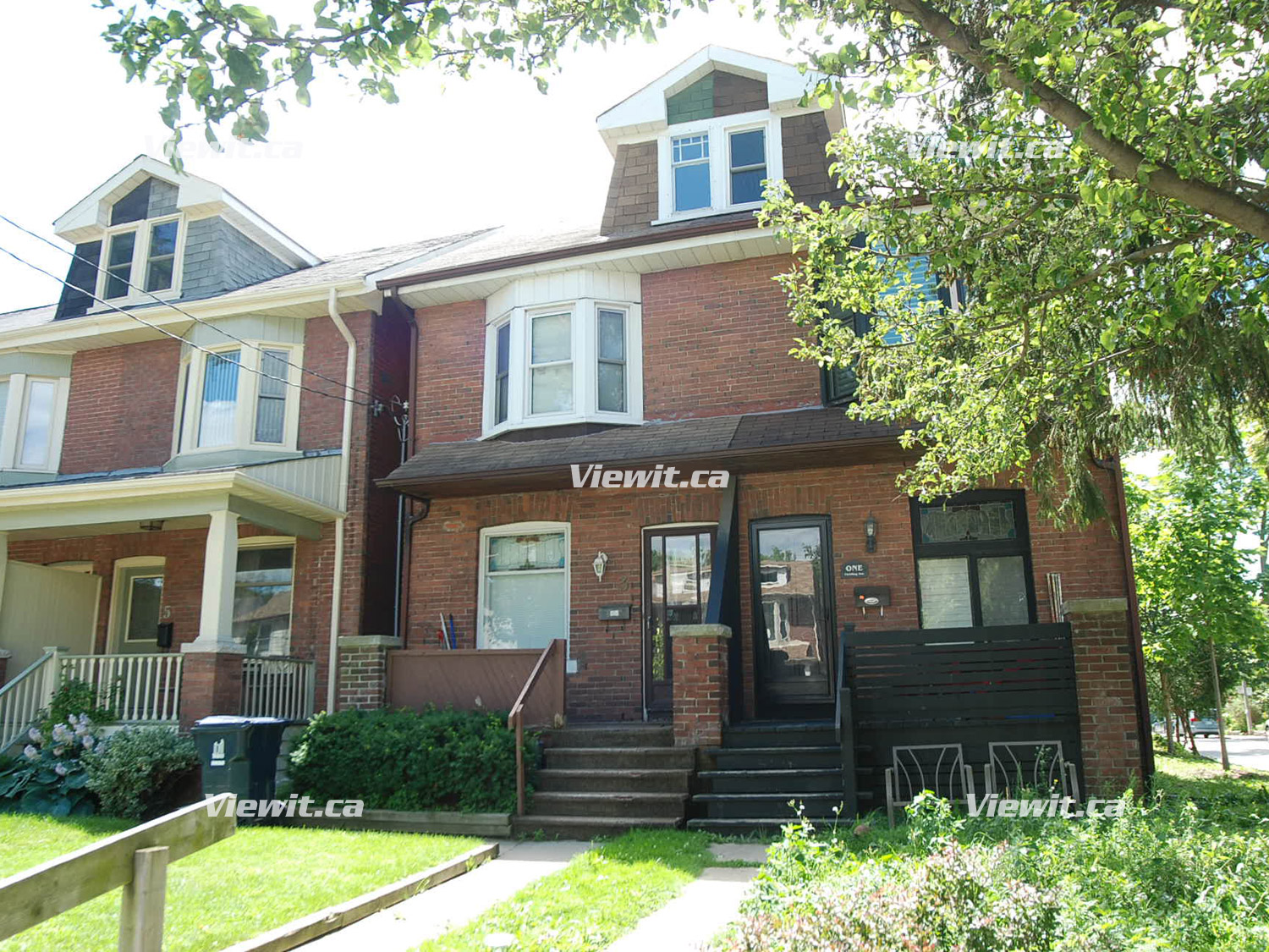 For rent DonlandsDanforth Toronto, Bach Viewit 66226 For rent DonlandsDanforth Toronto, Bach Viewit 66226