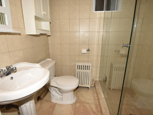 2 Bedroom apartment for rent in Toronto