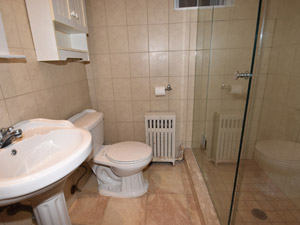 2 Bedroom apartment for rent in Toronto