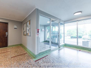 2 Bedroom apartment for rent in Etobicoke