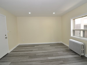 Bachelor apartment for rent in TORONTO 