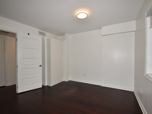 Room / Shared apartment for rent in TORONTO  