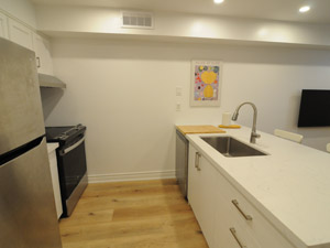 Room / Shared apartment for rent in TORONTO  
