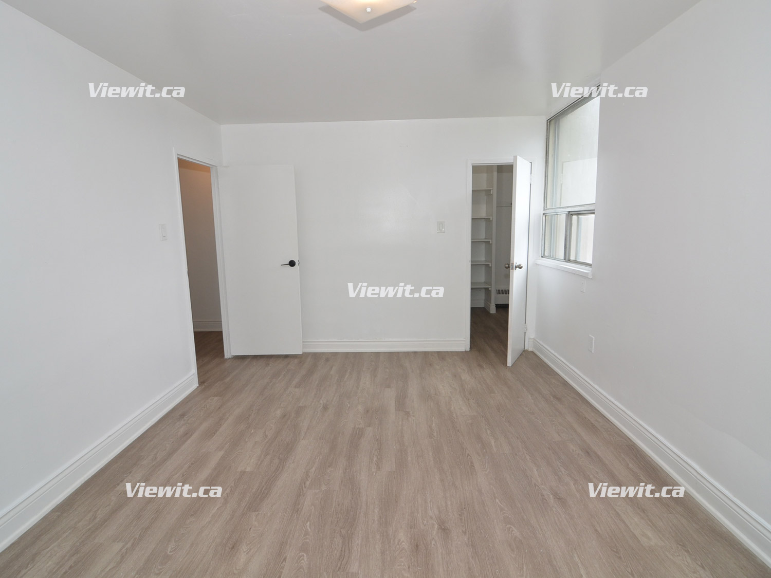 For rent 65 Thorncliffe Park D East York, 2 bdrm Viewit 74208