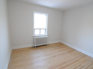 1 Bedroom apartment for rent in EAST YORK  