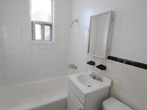 1 Bedroom apartment for rent in EAST YORK  