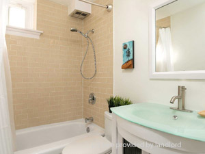 2 Bedroom apartment for rent in TORONTO