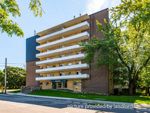 Bachelor apartment for rent in ETOBICOKE