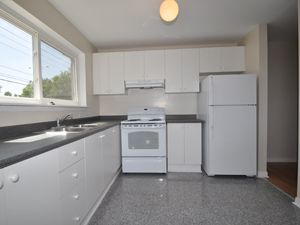 3+ Bedroom apartment for rent in MISSISSAUGA