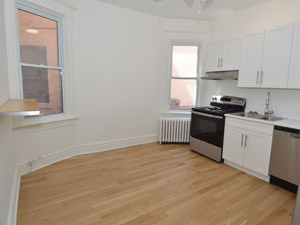 3+ Bedroom apartment for rent in TORONTO