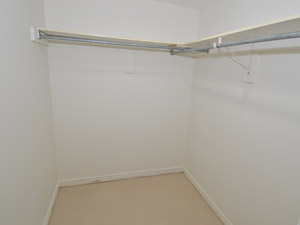 3+ Bedroom apartment for rent in TORONTO