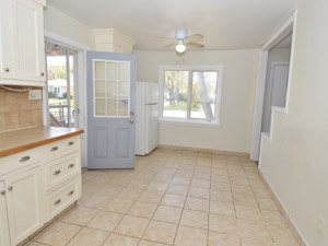 3+ Bedroom apartment for rent in RICHMOND HILL