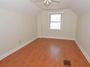 3+ Bedroom apartment for rent in RICHMOND HILL