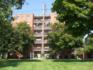 Rental Low-rise 2385 Ontario Street, Oakville, ON