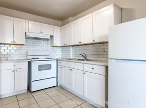 Bachelor apartment for rent in East York