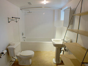 Bachelor apartment for rent in YORK    