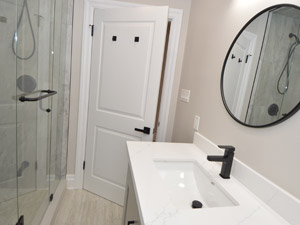 3+ Bedroom apartment for rent in TORONTO     