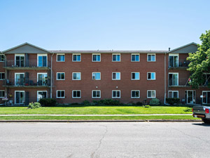 Rental Low-rise 295 Willow St, Stratford, ON