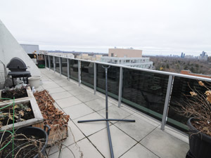 Room / Shared apartment for rent in TORONTO