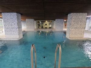 Room / Shared apartment for rent in TORONTO