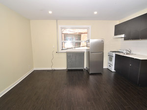 Bachelor apartment for rent in TORONTO