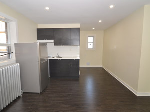 Bachelor apartment for rent in TORONTO