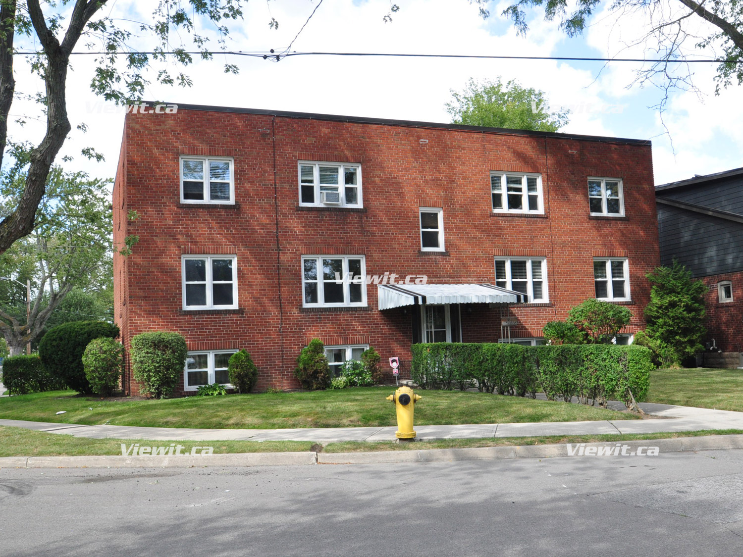 For rent 41 Arcadian Cir Etobicoke, 2 bdrm Viewit 96602 For rent 41 Arcadian Cir Etobicoke, 2 bdrm Viewit 96602