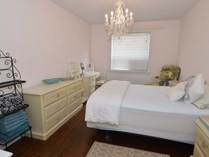 2 Bedroom apartment for rent in TORONTO