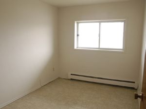 3+ Bedroom apartment for rent in WATERLOO 