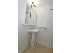 2 Bedroom apartment for rent in TORONTO