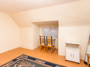 Bachelor apartment for rent in TORONTO