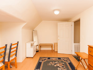 Bachelor apartment for rent in TORONTO