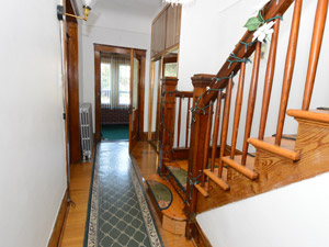 3+ Bedroom apartment for rent in TORONTO