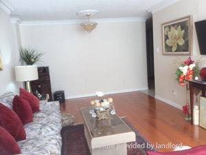 Room / Shared apartment for rent in YORK