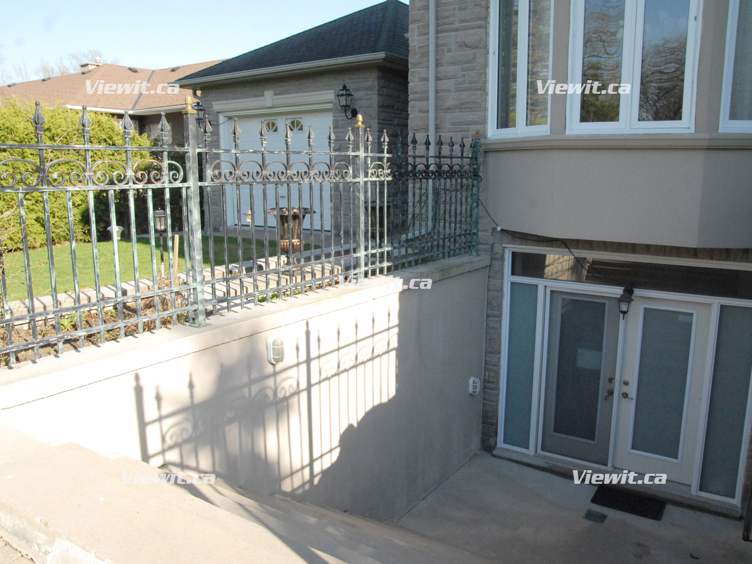 For rent Bayview16Th Richmond Hill, Bach Viewit 9924