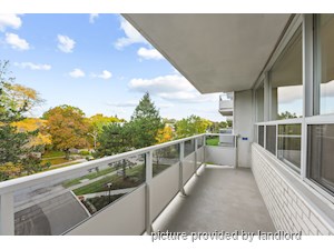 Bachelor apartment for rent in  